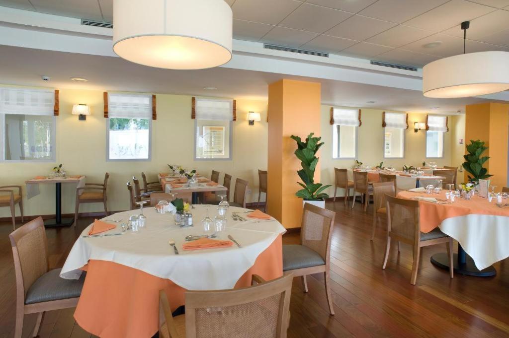 Domitys Les Cles D'Or Aparthotel Orthez Kültér fotó