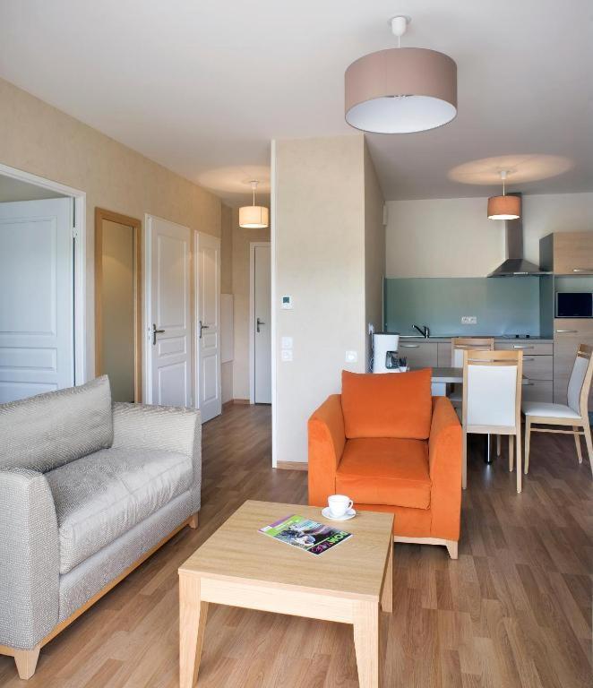 Domitys Les Cles D'Or Aparthotel Orthez Kültér fotó